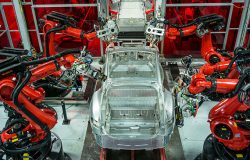Do 2025 r. 30 proc. siły roboczej stanowić będą roboty