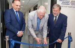 Otwarcie laboratorium w Instytucie Ceramiki i Materiałów Budowlanych