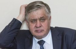 Krzysztof Jurgiel czyści instytuty badawcze