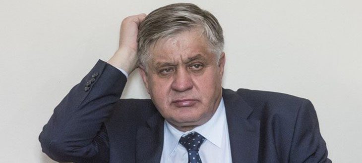 Krzysztof Jurgiel czyści instytuty badawcze