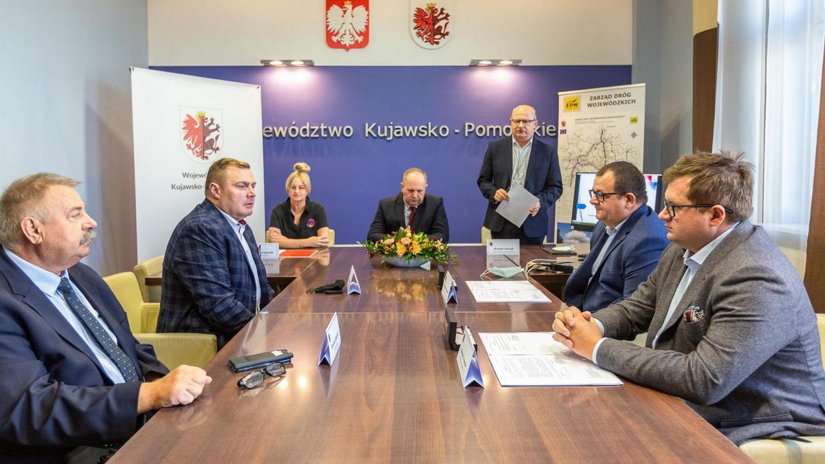 Podpisanie umowy na przebudowę jednej z głównych miejskich arterii w Grudziądzu.
