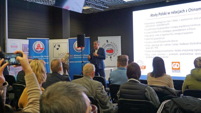 Konferencja "Polska - Świat: Eksport, import, turystyka"