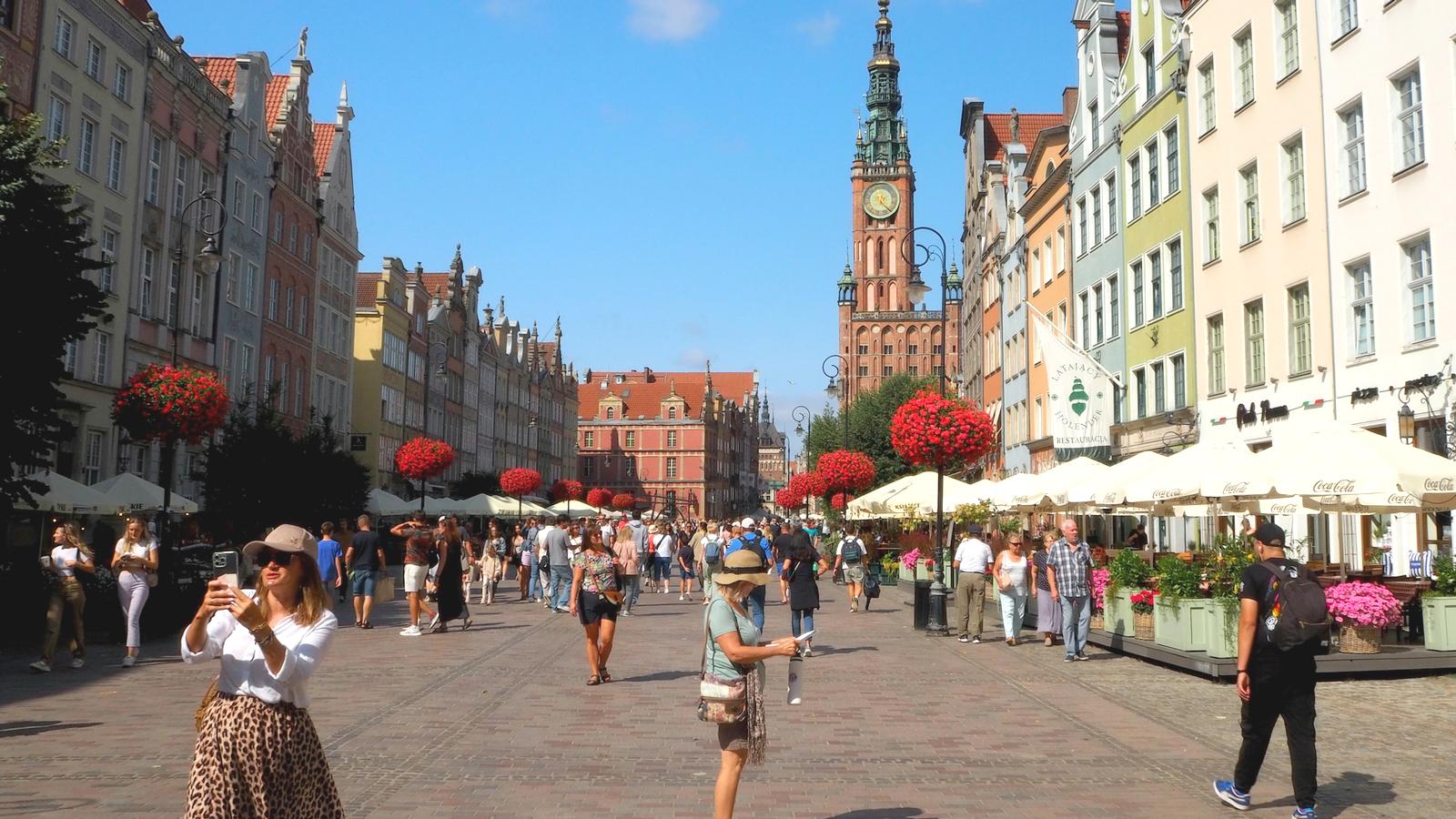 Polacy nie ograniczają wakacyjnych wydatków